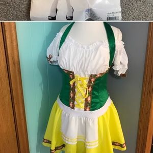 Green and yellow Octoberfest lederhosen